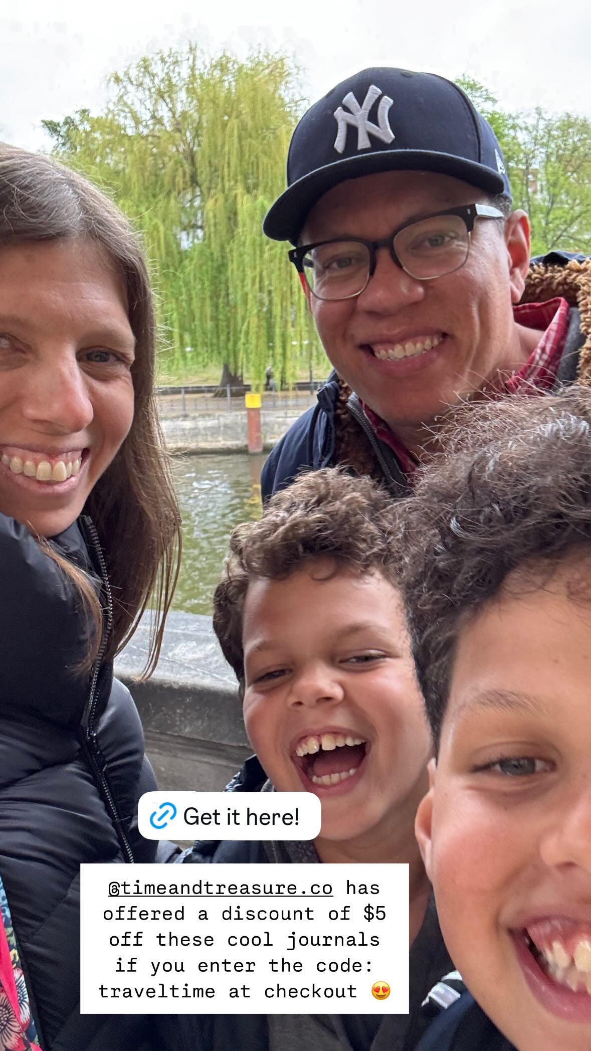 MEGA CONNECTION Gift Wrapped Bundle